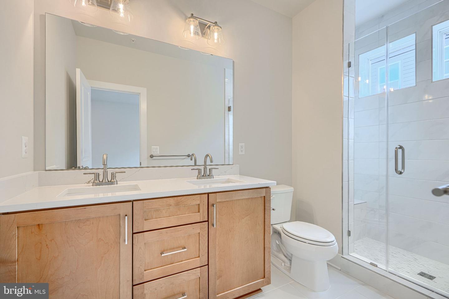 2705 Ferry Bar Dr Property Photo 11