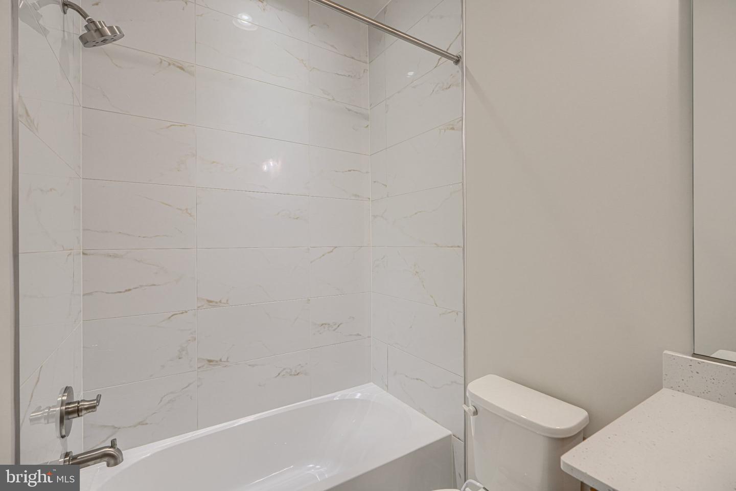2705 Ferry Bar Dr Property Photo 19