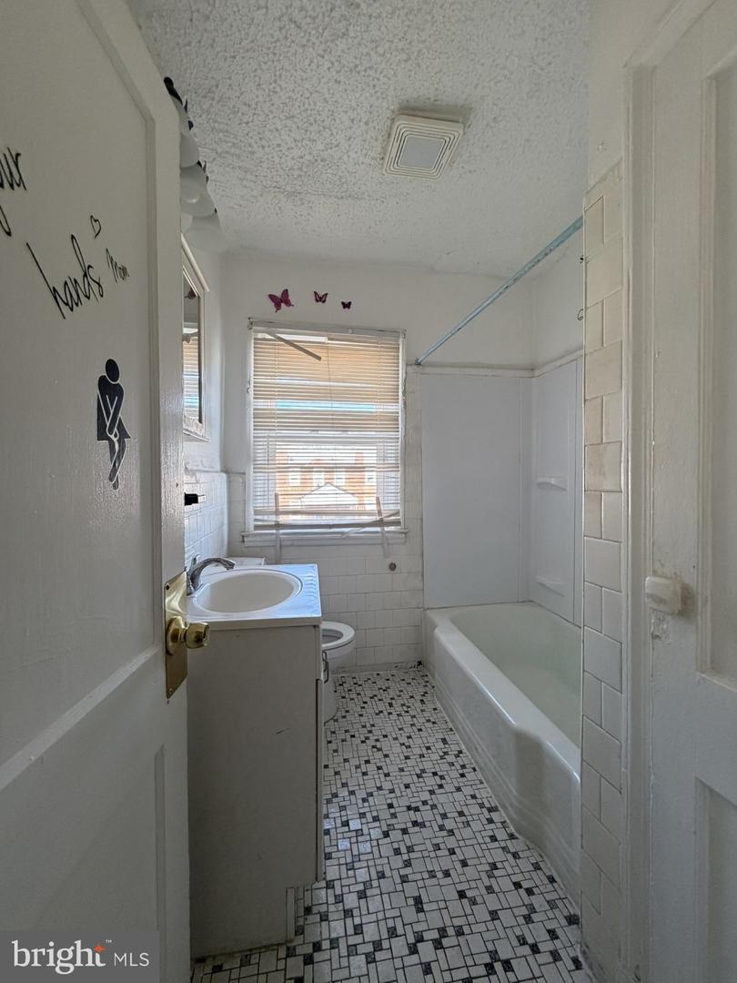 5356 Cuthbert Ave Property Photo 18