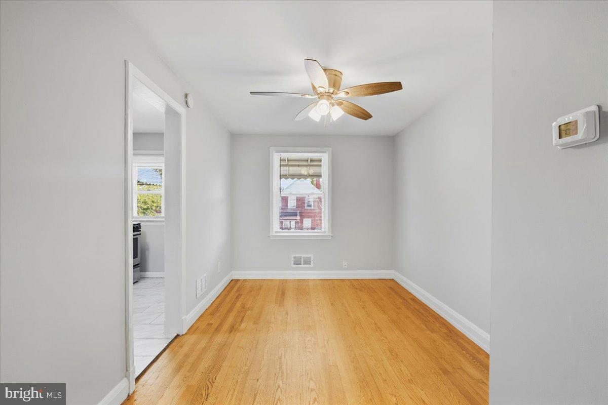 3725 Elmley Ave Property Photo 6