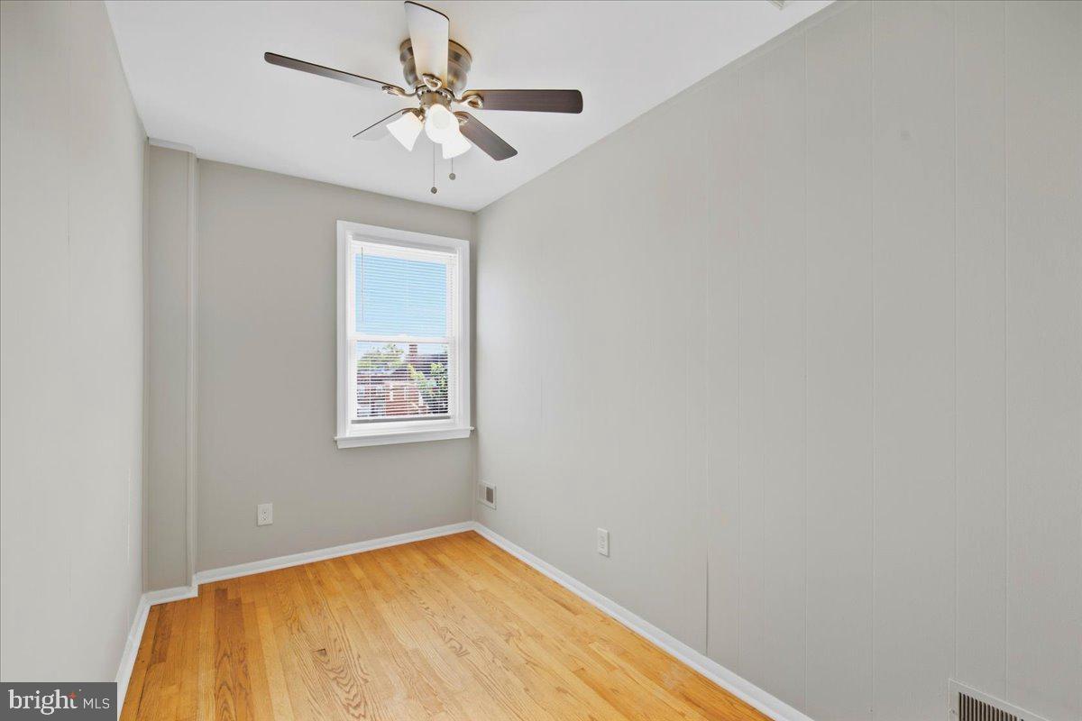 3725 Elmley Ave Property Photo 11
