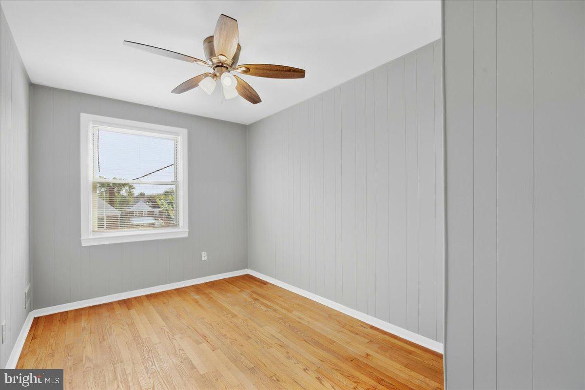 3725 Elmley Ave Property Photo 13