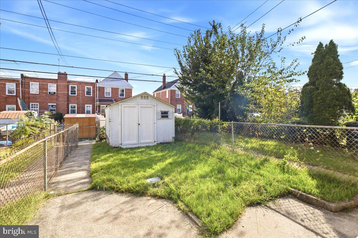 3725 Elmley Ave Property Photo 27
