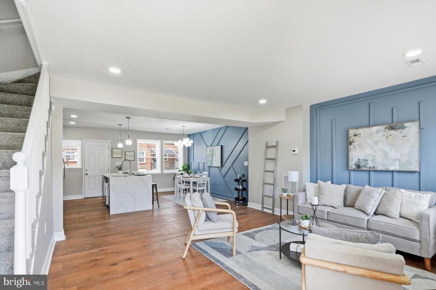 26 N ROSEDALE ST Property Photo 1