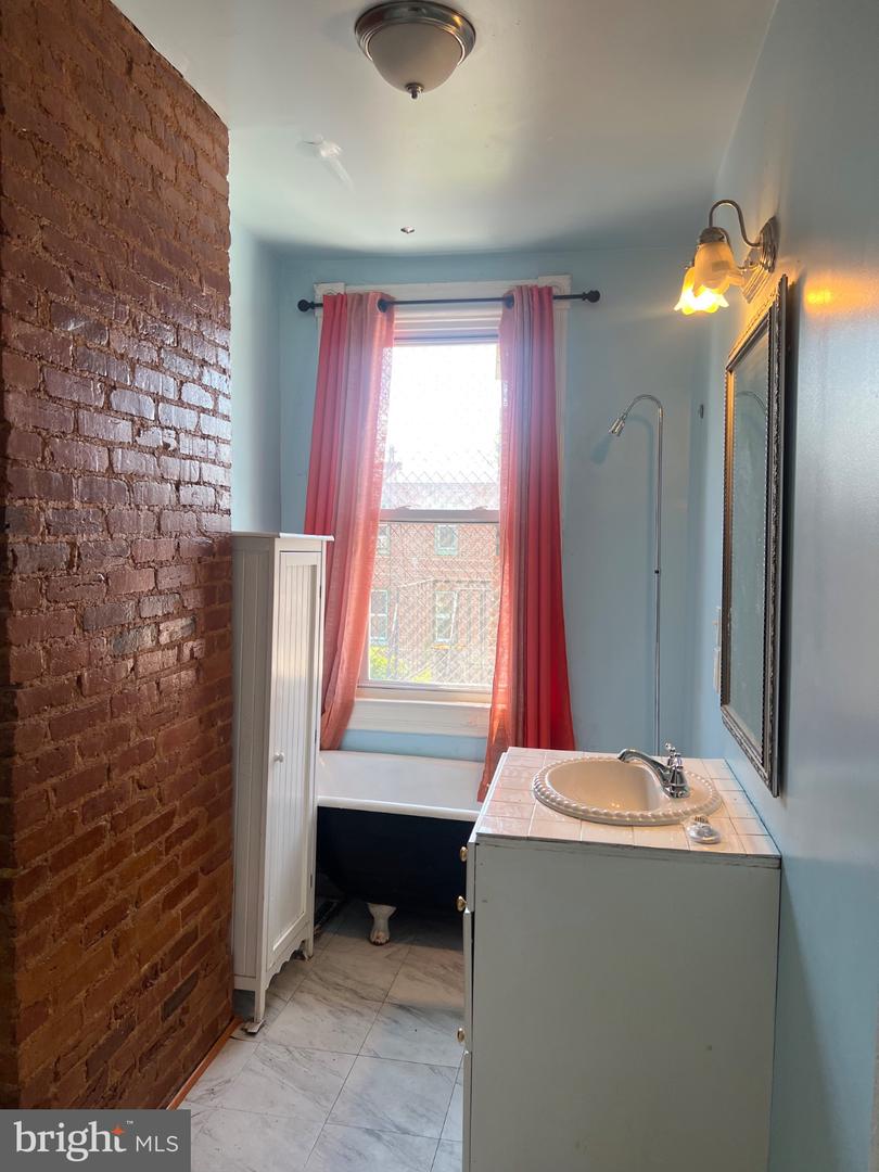 2014 Park Ave Property Photo 16