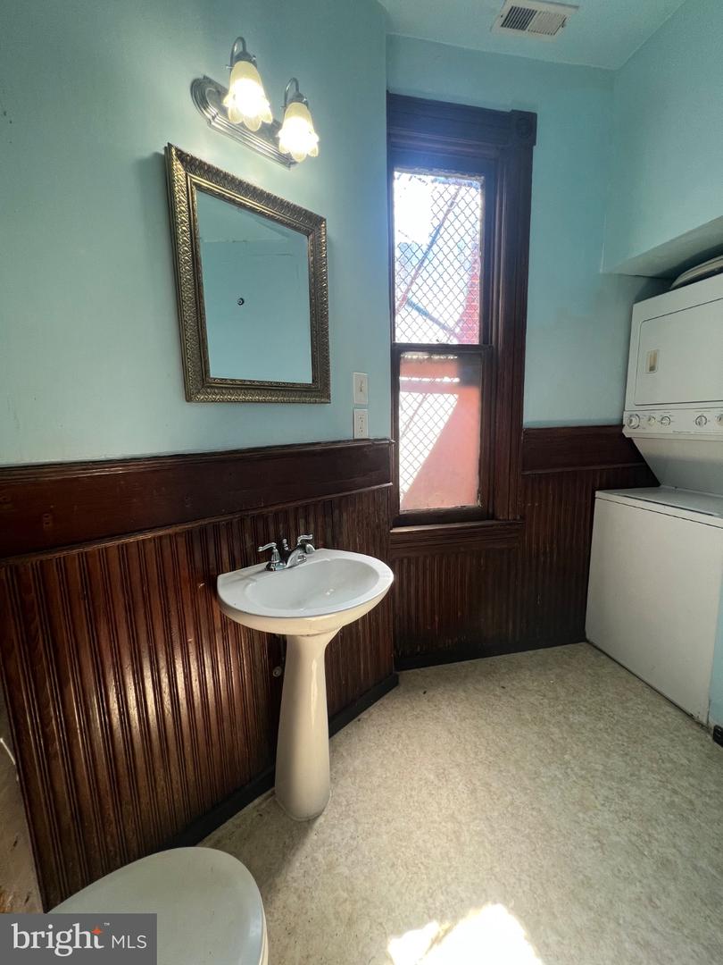 2014 Park Ave Property Photo 22