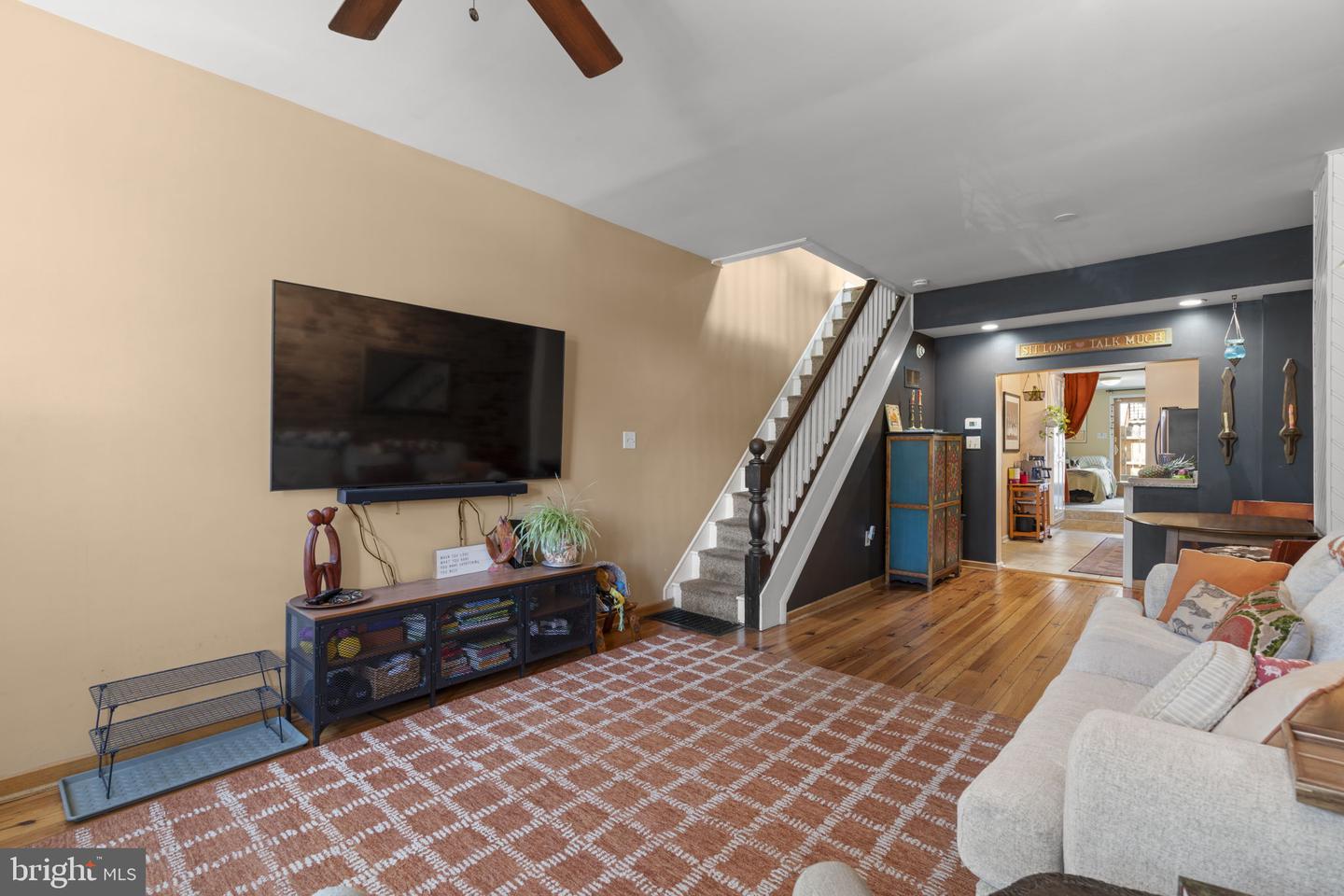 1702 Jackson St Property Photo 4