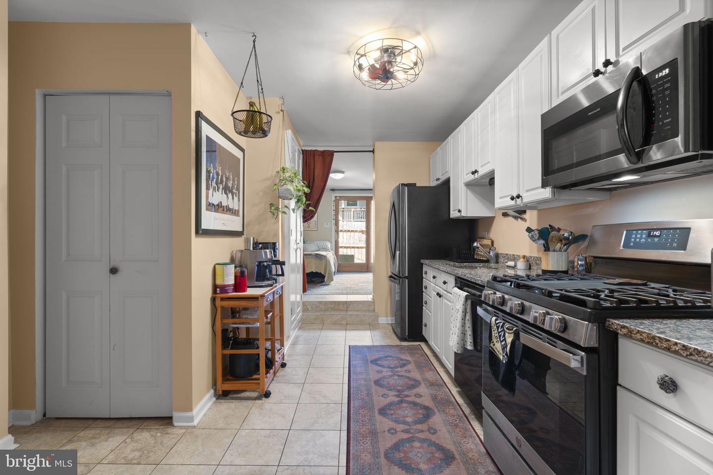 1702 Jackson St Property Photo 10