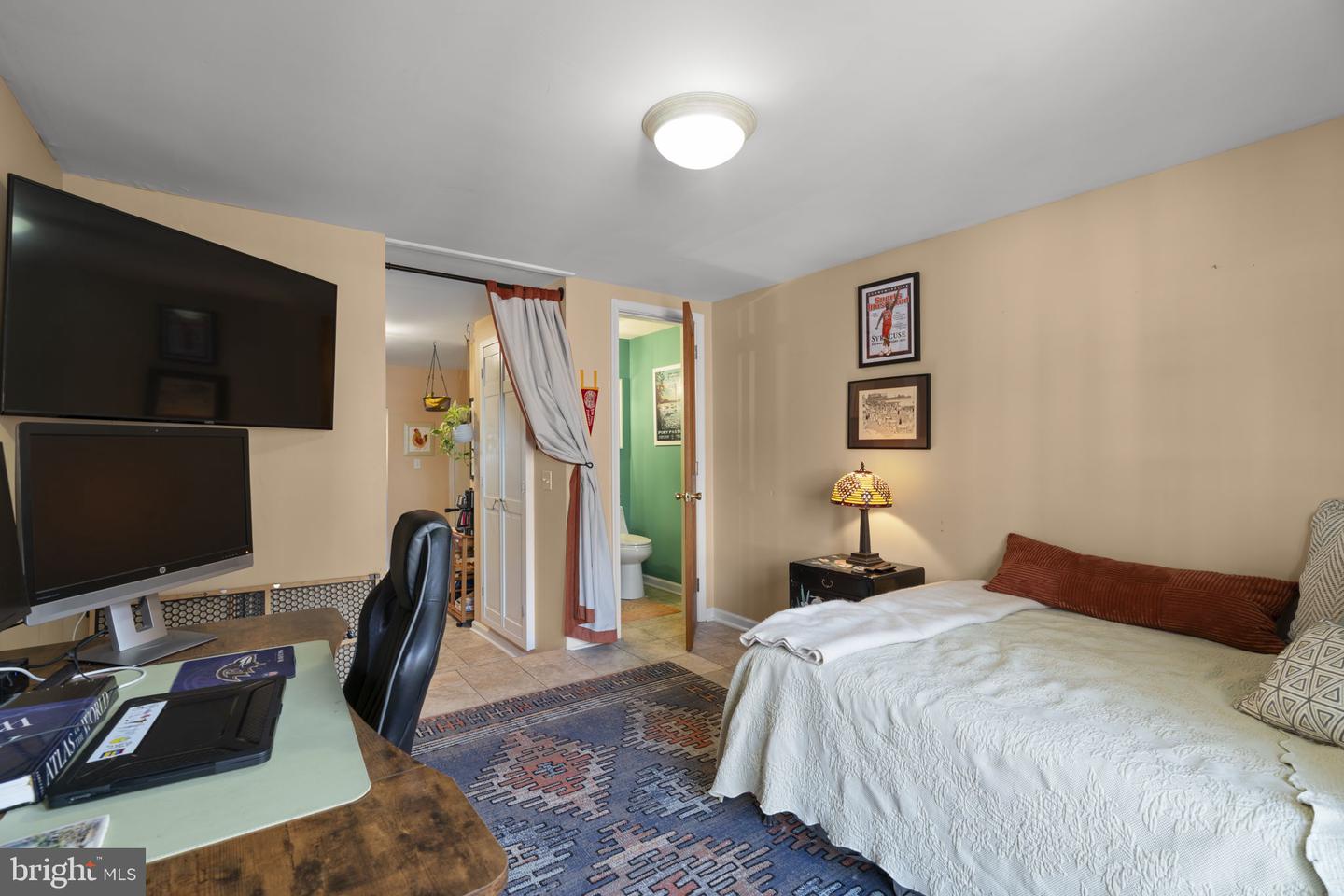 1702 Jackson St Property Photo 18