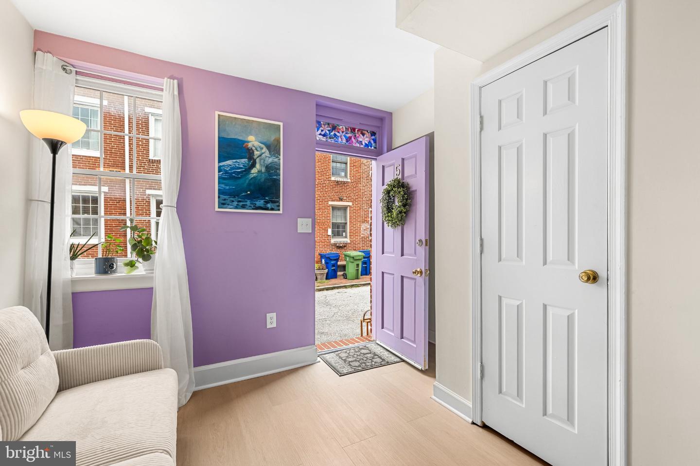 5 E Hamburg St Property Photo 3