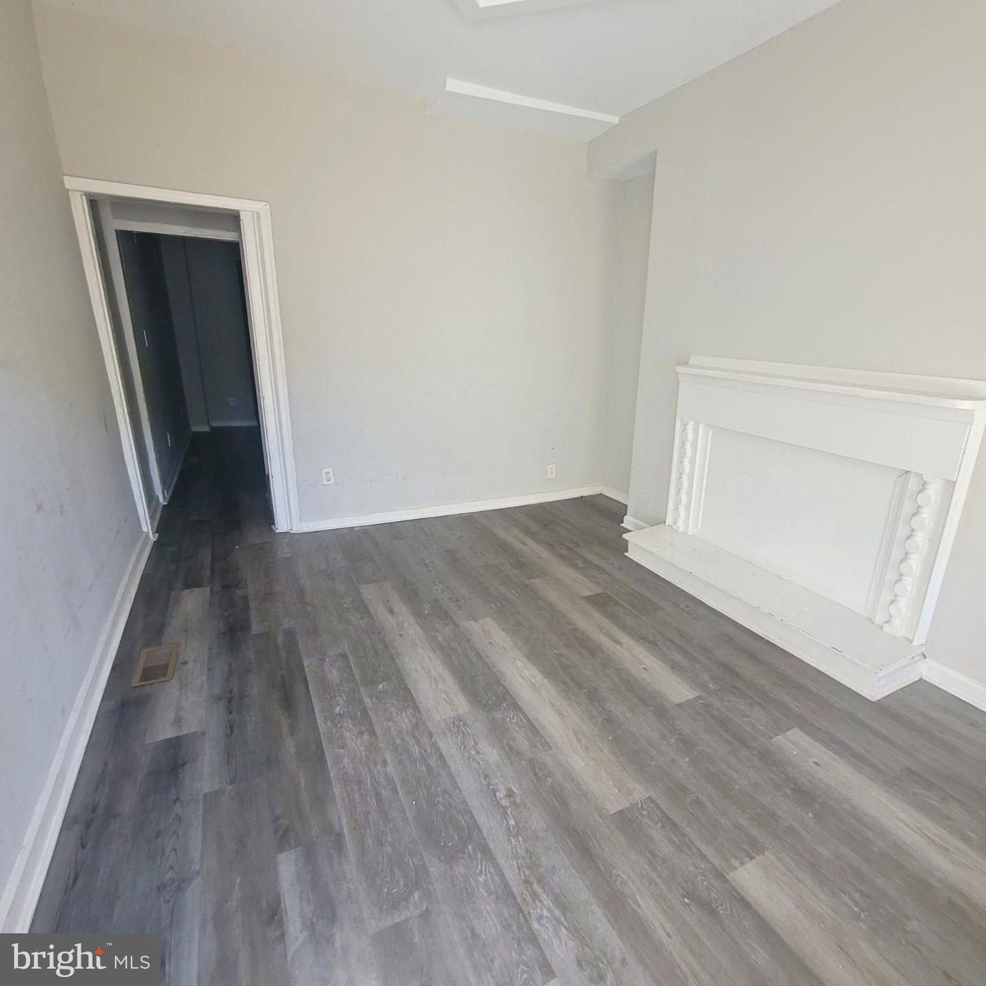1816 Mchenry St Property Photo 6