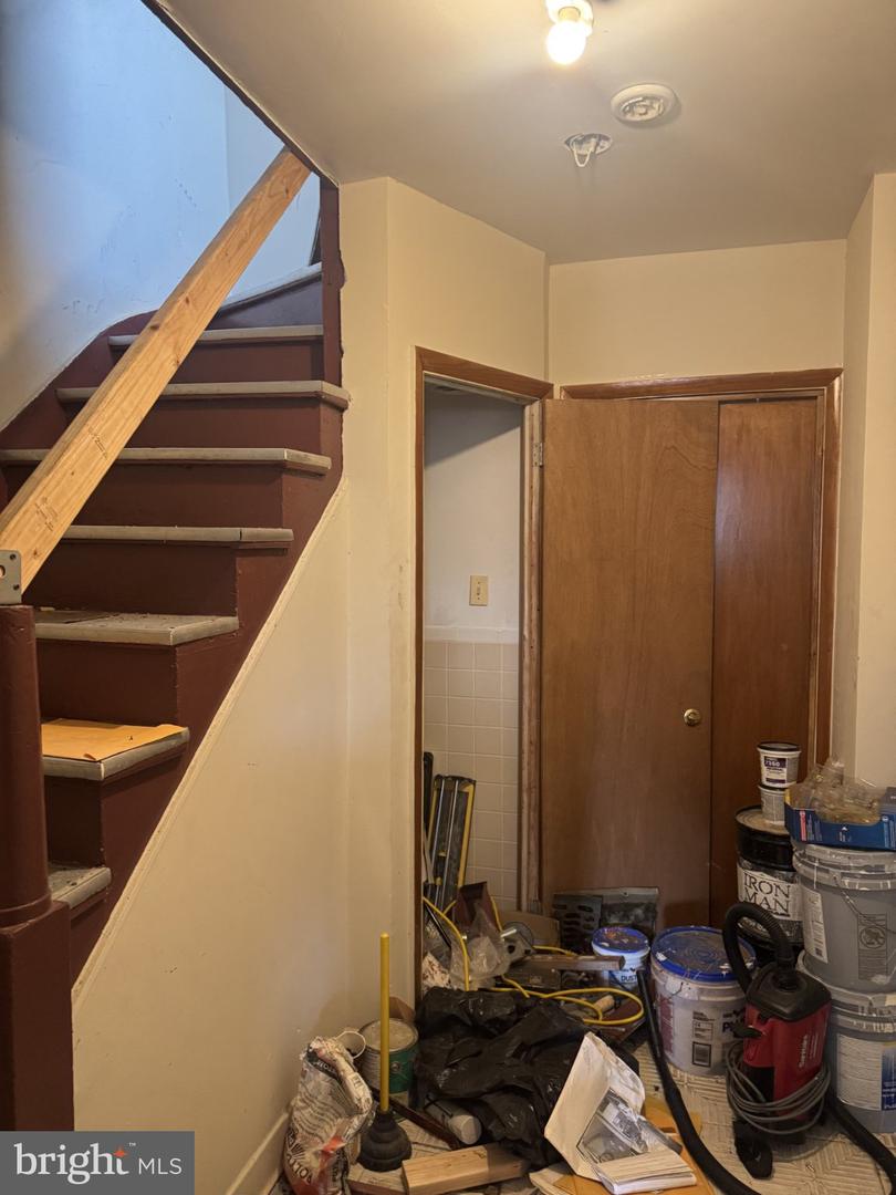 1618 Gough St Property Photo 6