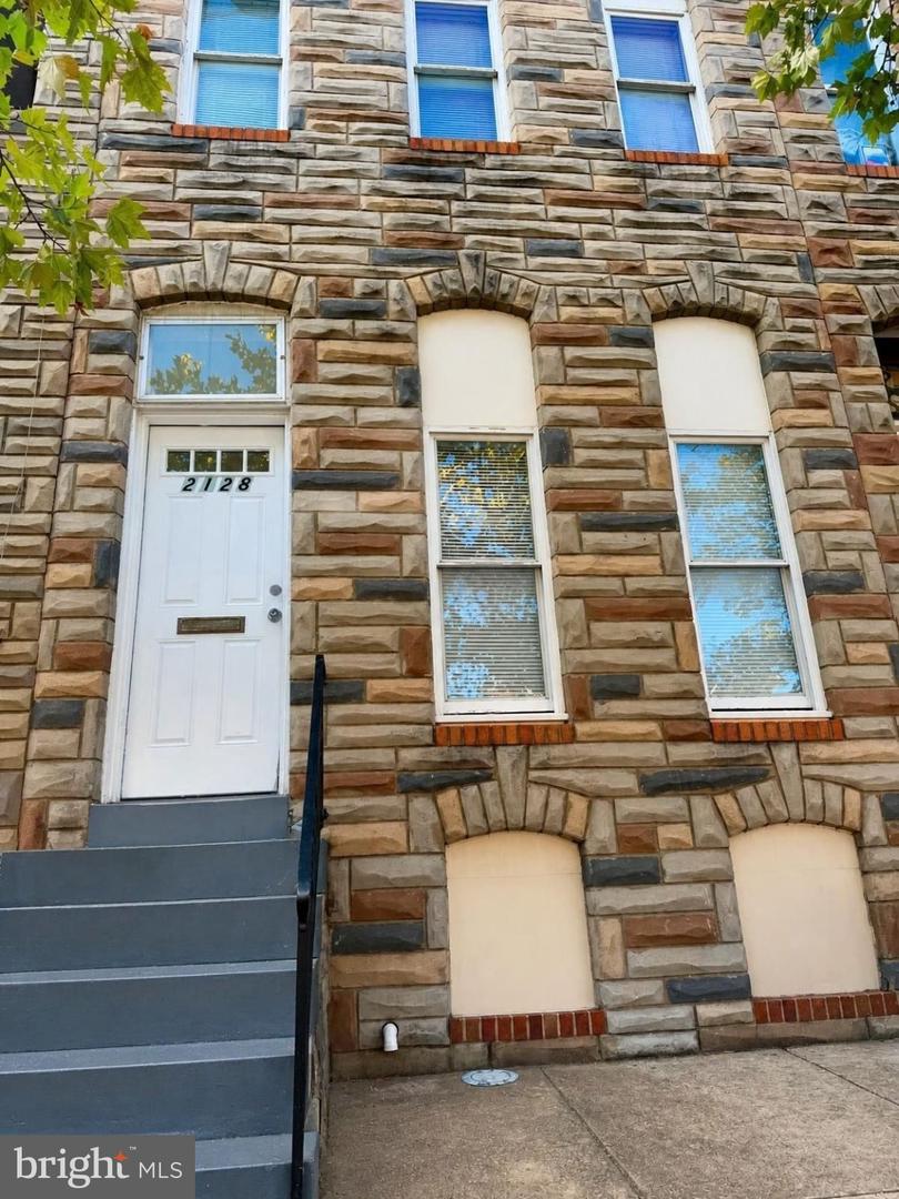 2128 Wilkens Ave Property Photo 1