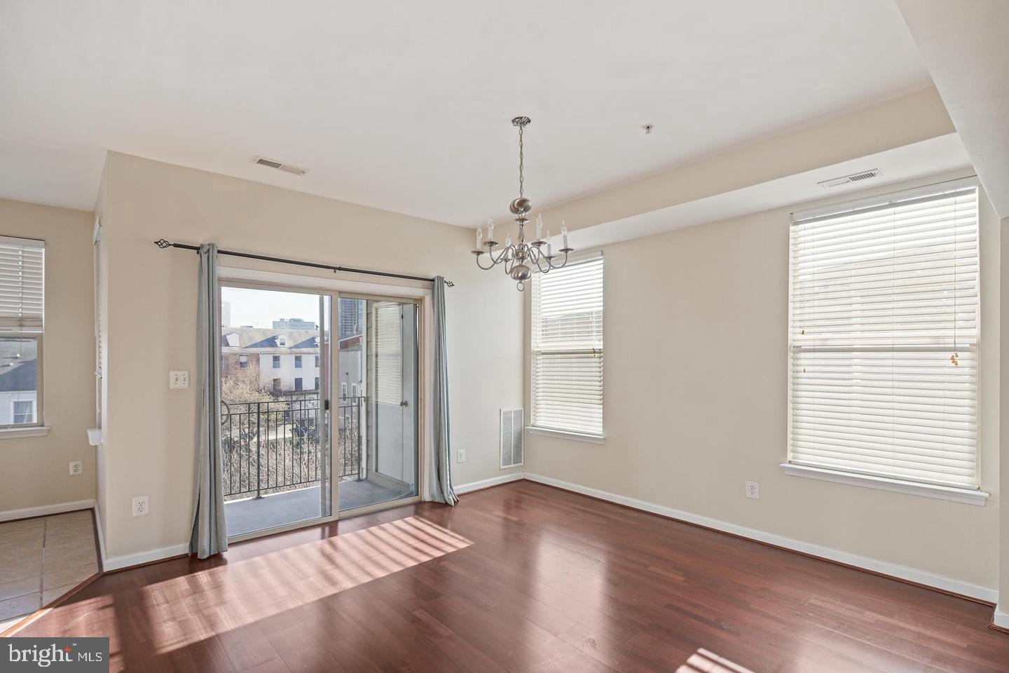 1007 Granby St #187-2 Property Photo 8