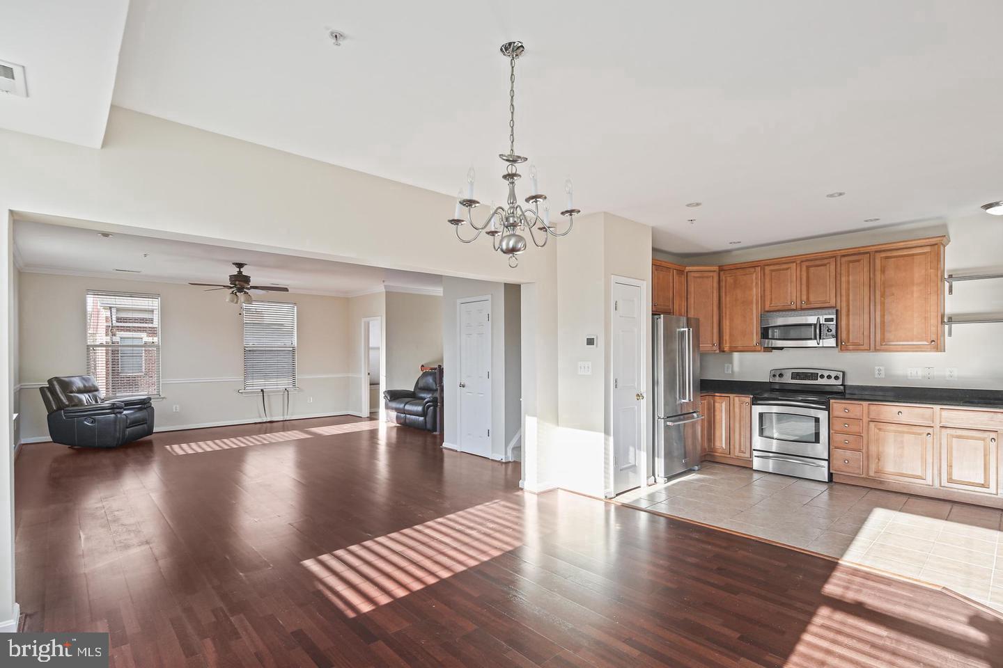 1007 Granby St #187-2 Property Photo 11