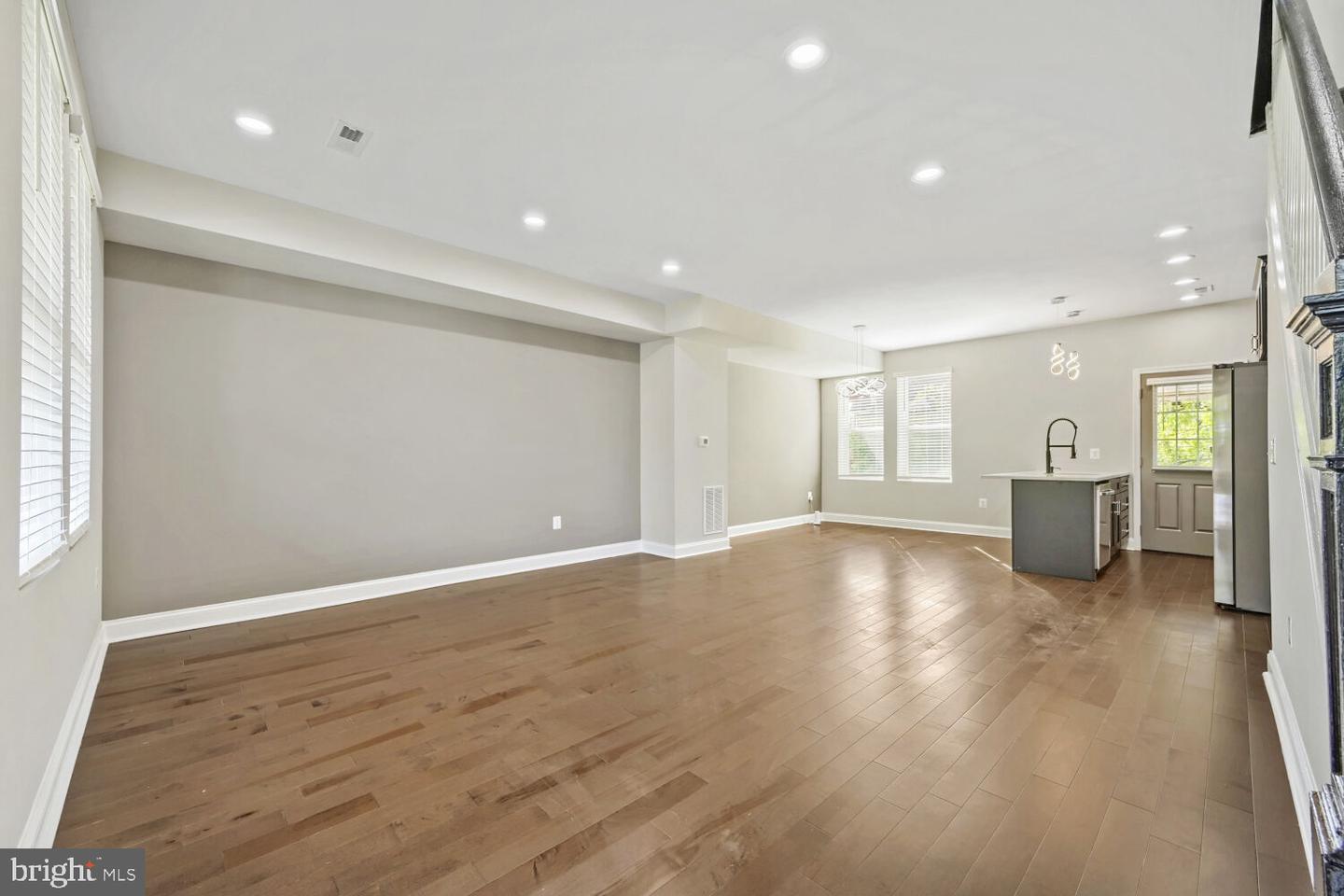 3952 Wilsby Ave Property Photo 5