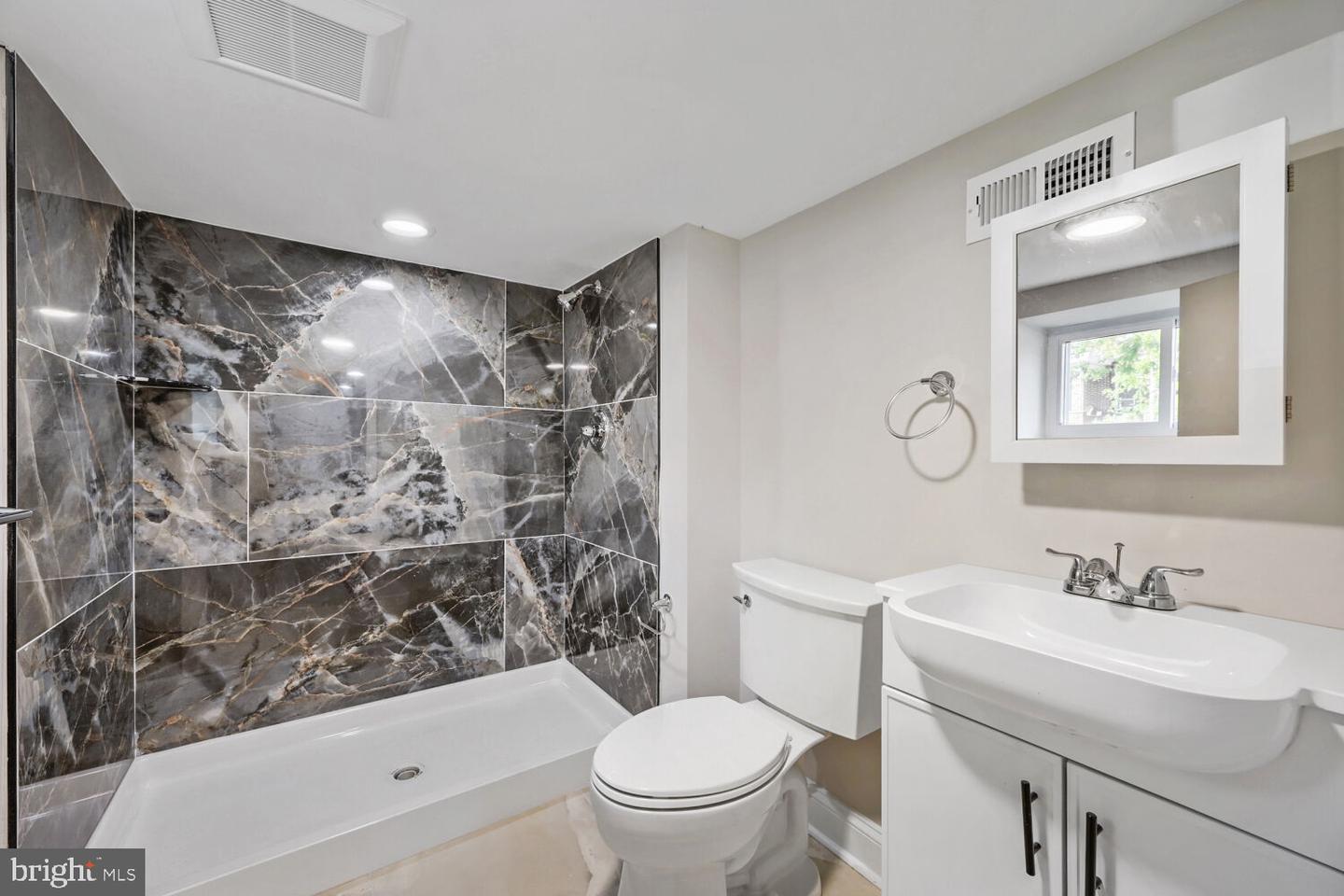 3952 Wilsby Ave Property Photo 15
