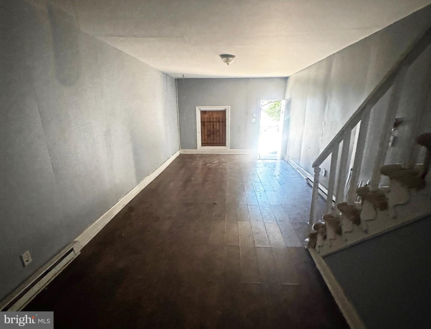 2636 Mcelderry St Property Photo 4