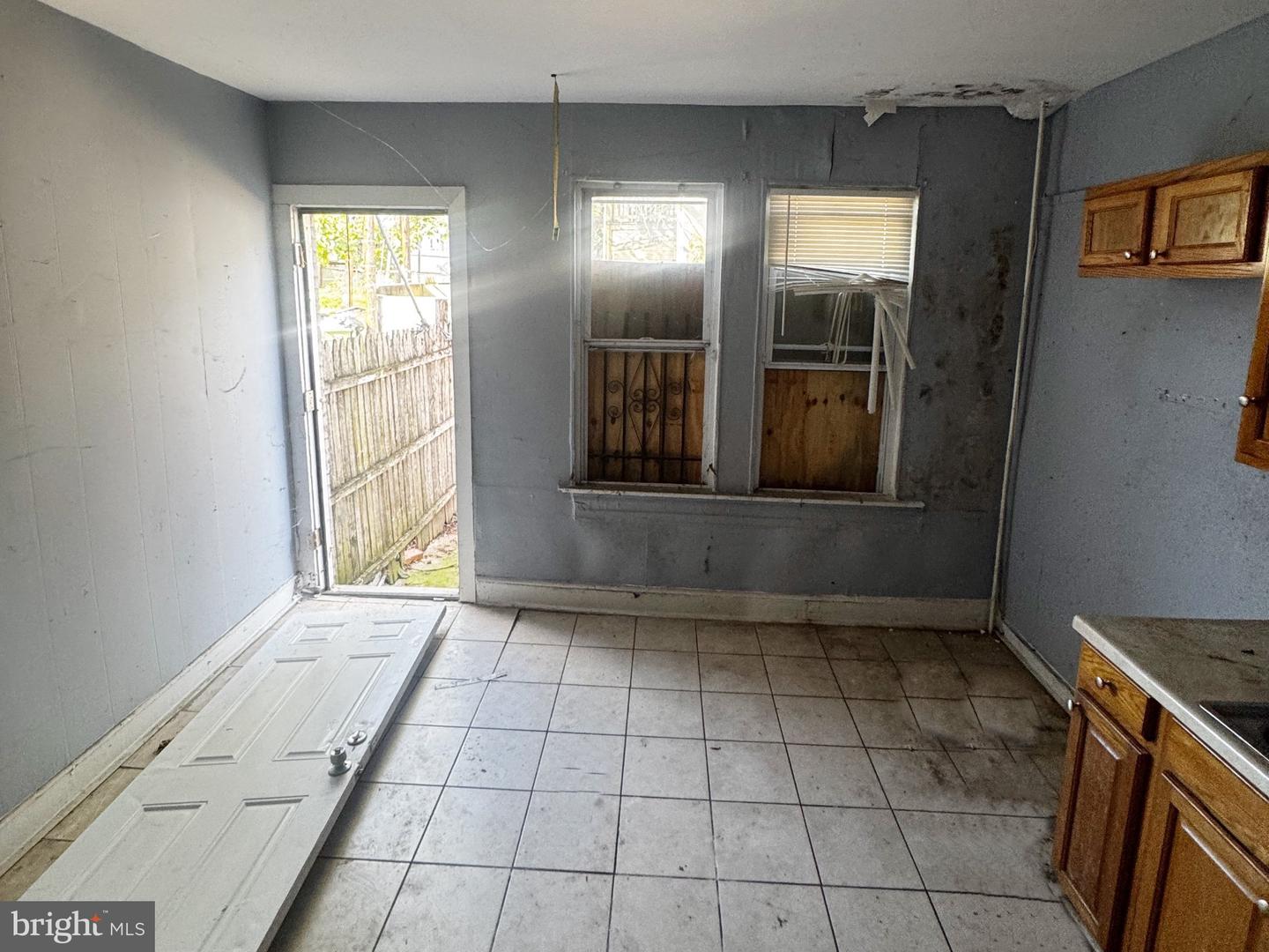 2636 Mcelderry St Property Photo 6