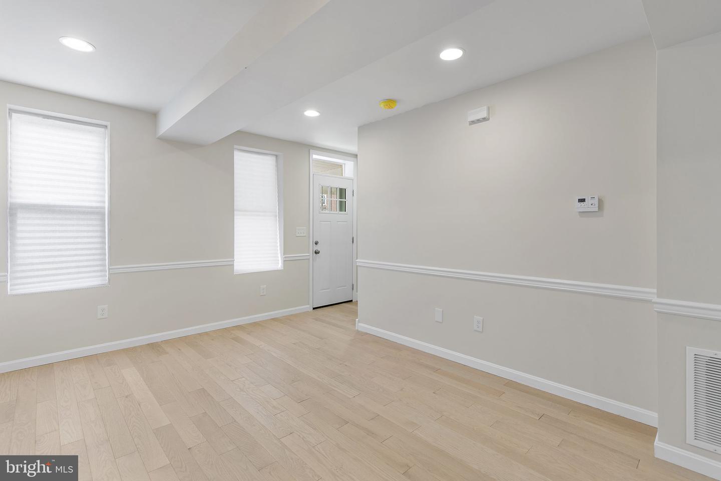 3206 Elmley Ave Property Photo 4