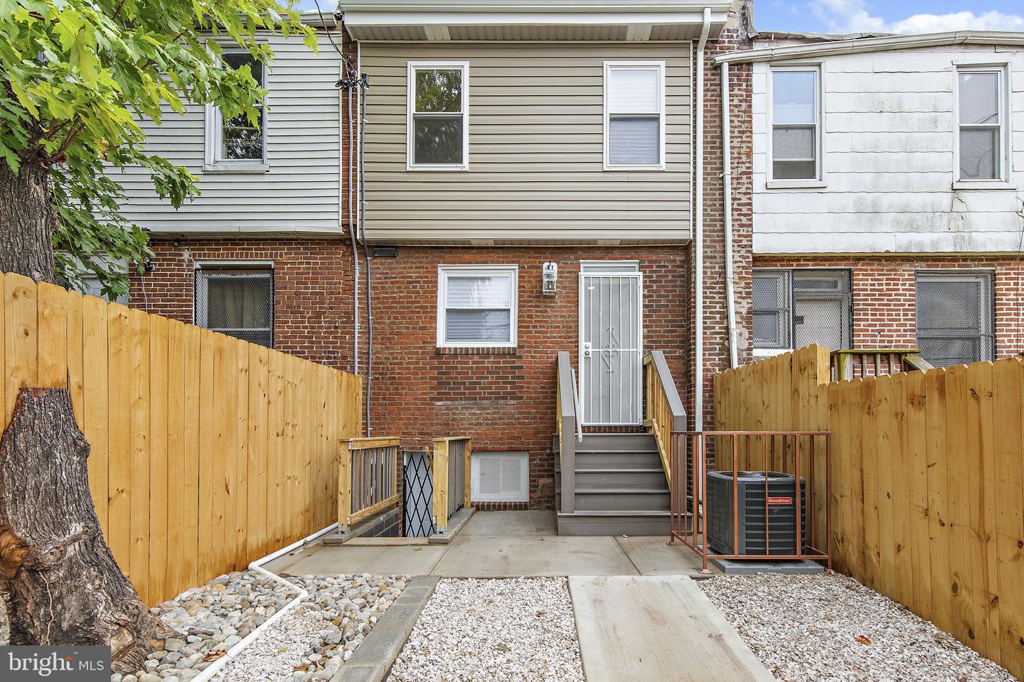 3206 Elmley Ave Property Photo 17