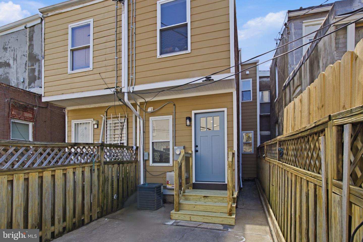 2122 Jefferson St Property Photo 31