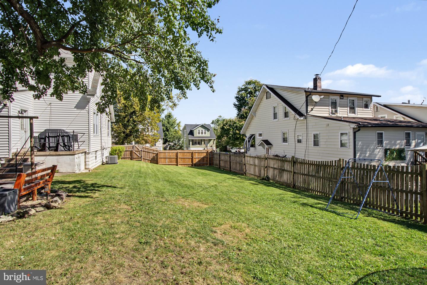 2811 Pinewood Ave Property Photo 46