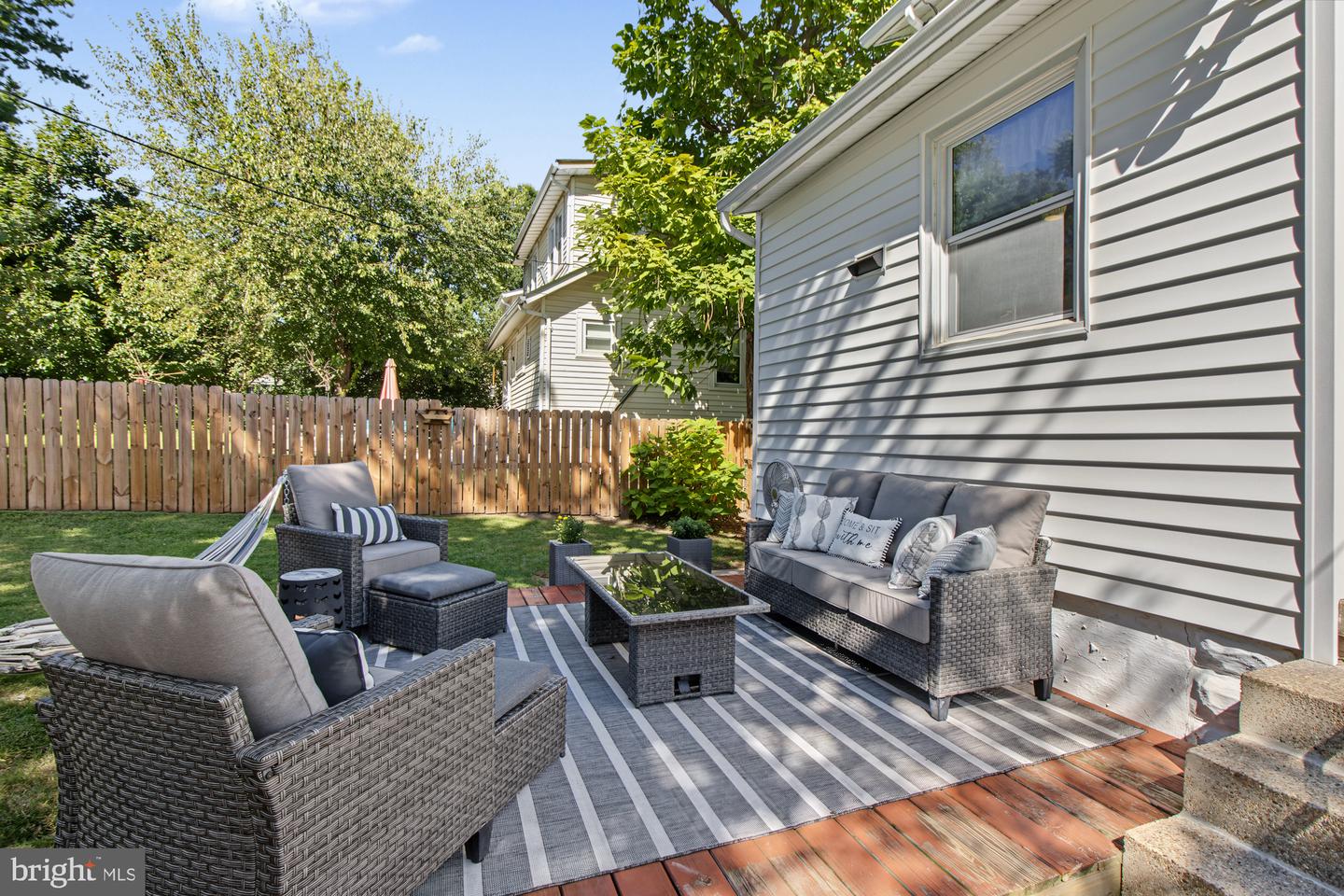 2811 Pinewood Ave Property Photo 51