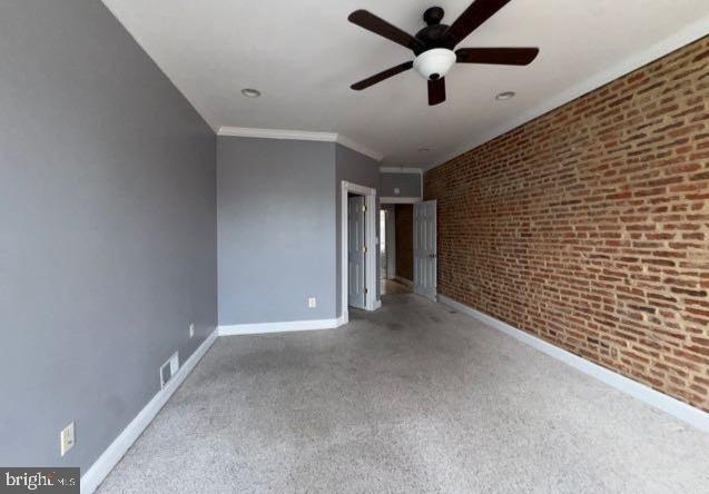 3128 Dillon St Property Photo 6