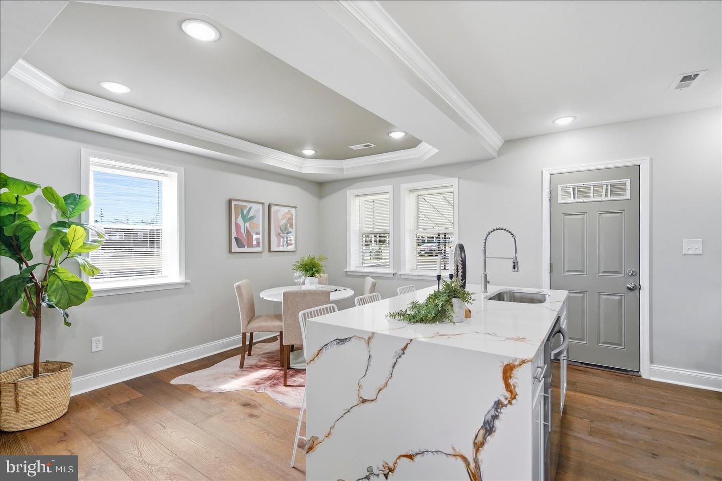 1000 Mount Holly St Property Photo 11