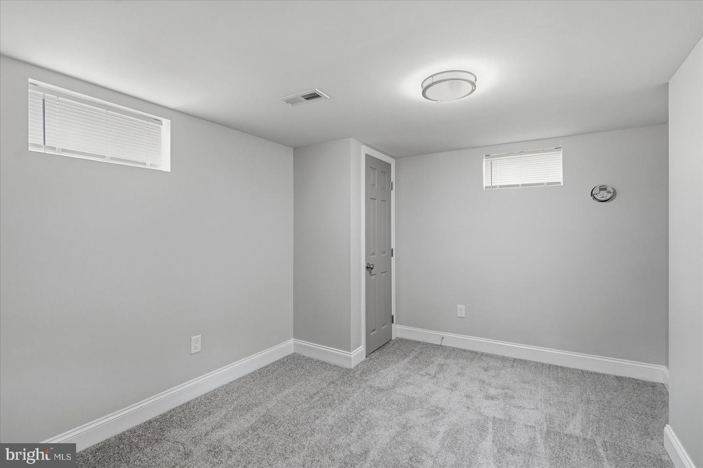 1000 Mount Holly St Property Photo 23