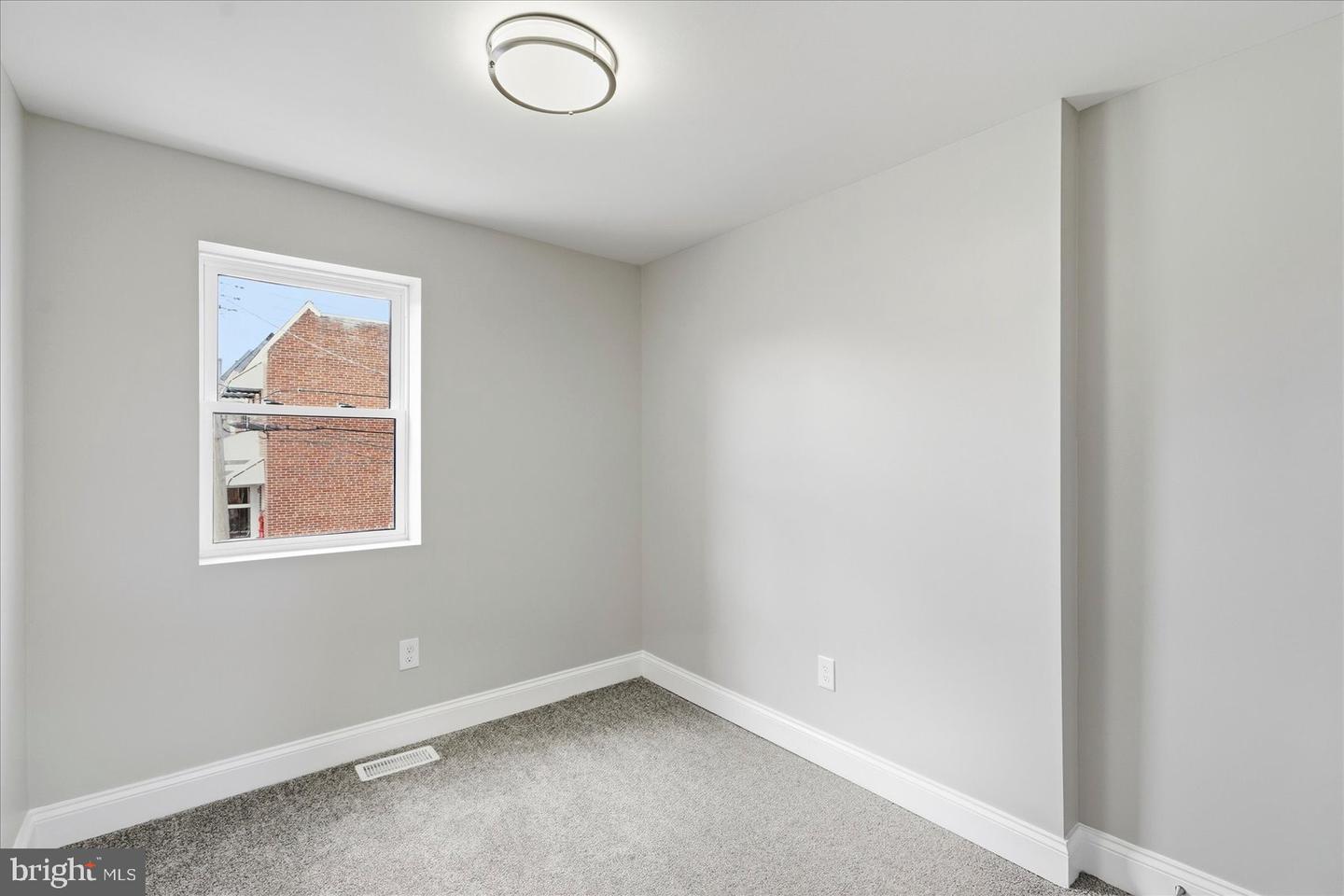 1000 Mount Holly St Property Photo 35