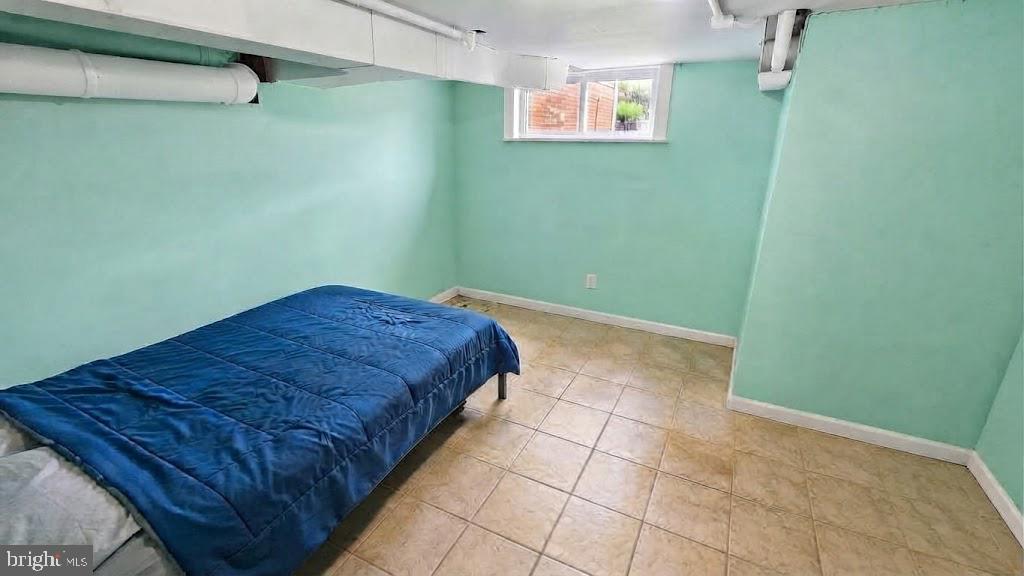3430 E Lombard St Property Photo 9