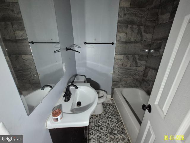 4901 Litchfield Ave Property Photo 11
