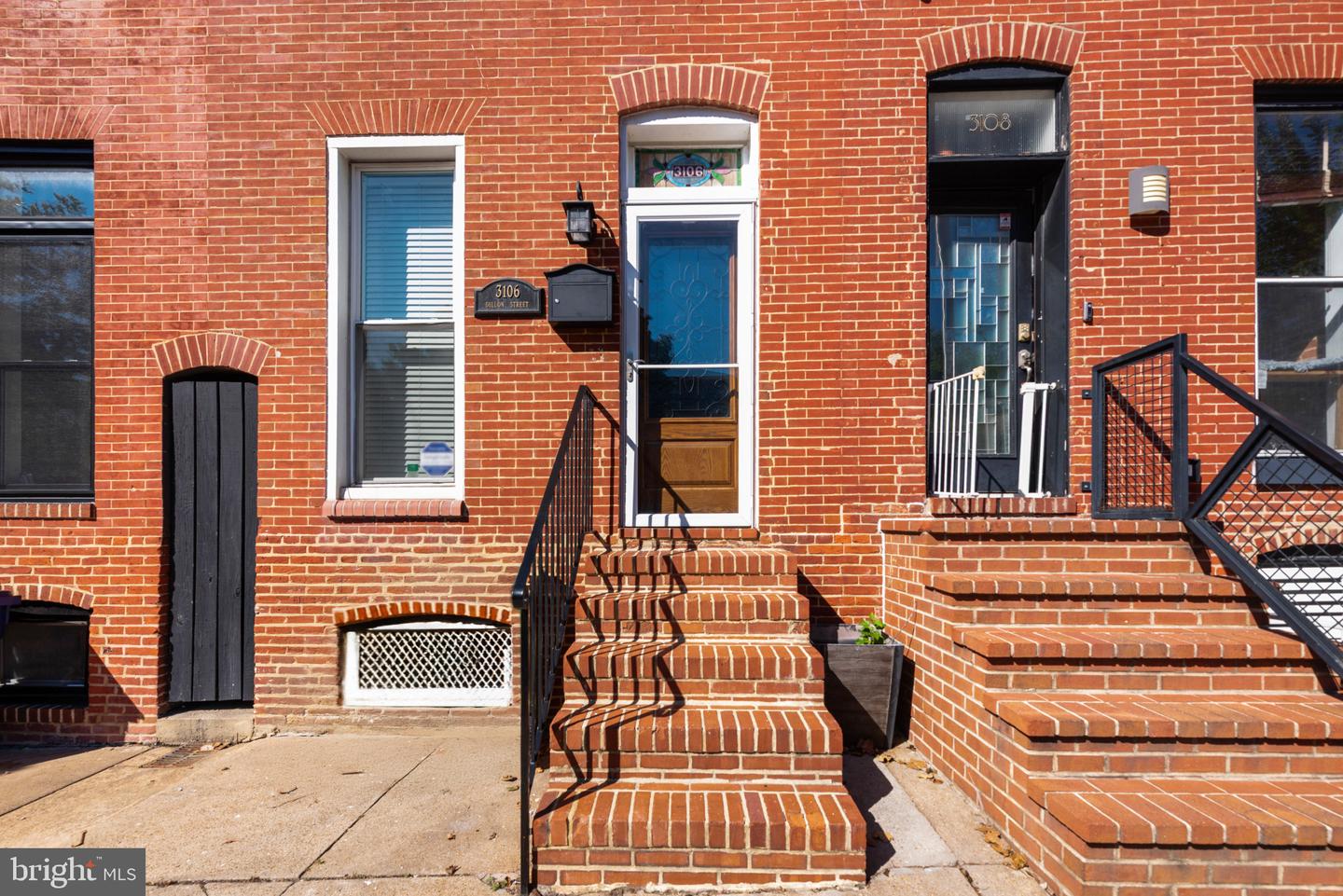 3106 DILLON ST Property Photo 1
