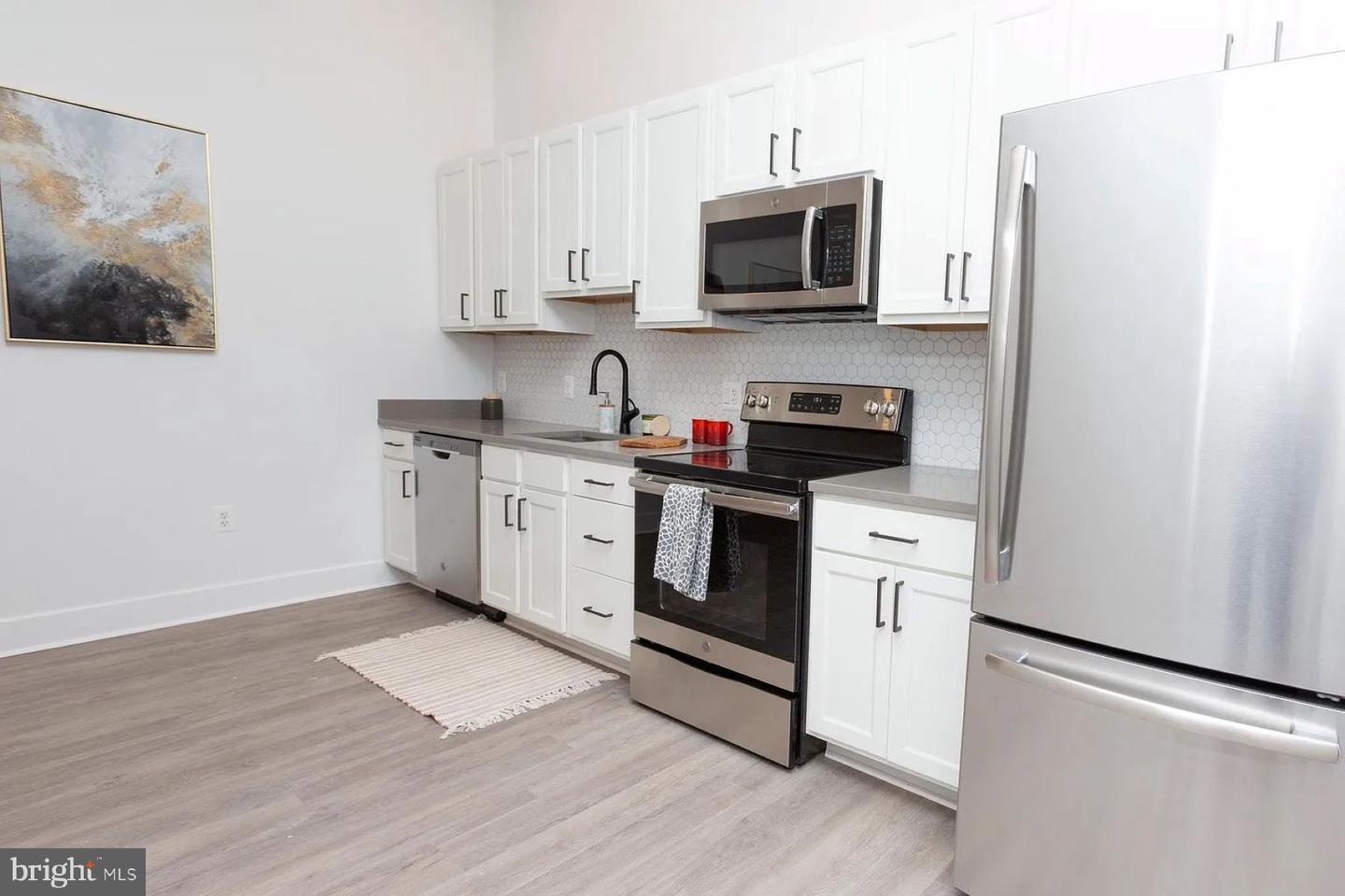 1742 FLEET ST #303 Property Photo 1