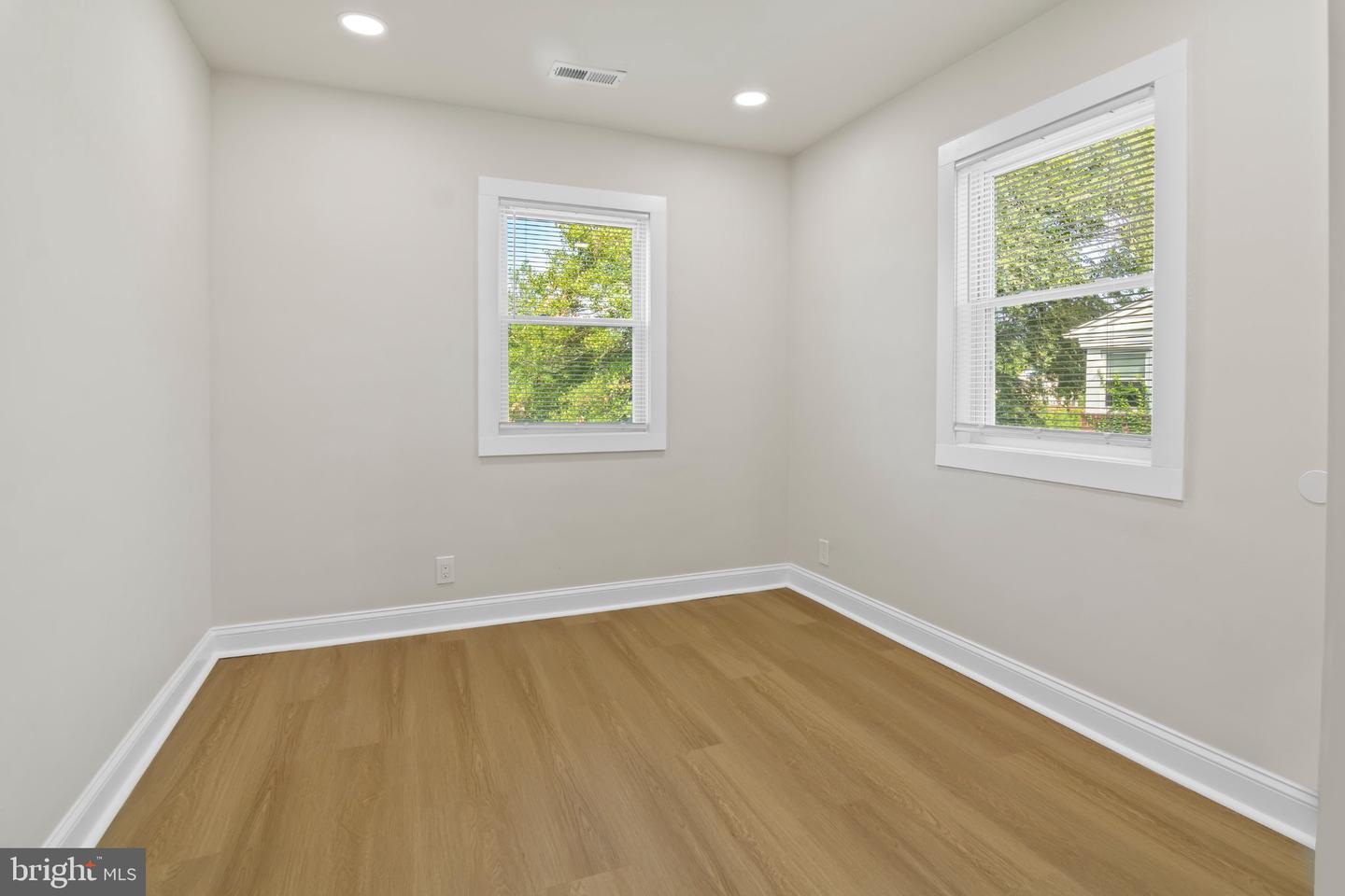 5906 Ayleshire Rd Property Photo 25