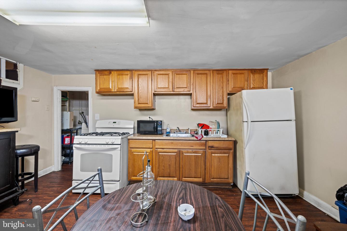 3434 Mayfield Ave Property Photo 24