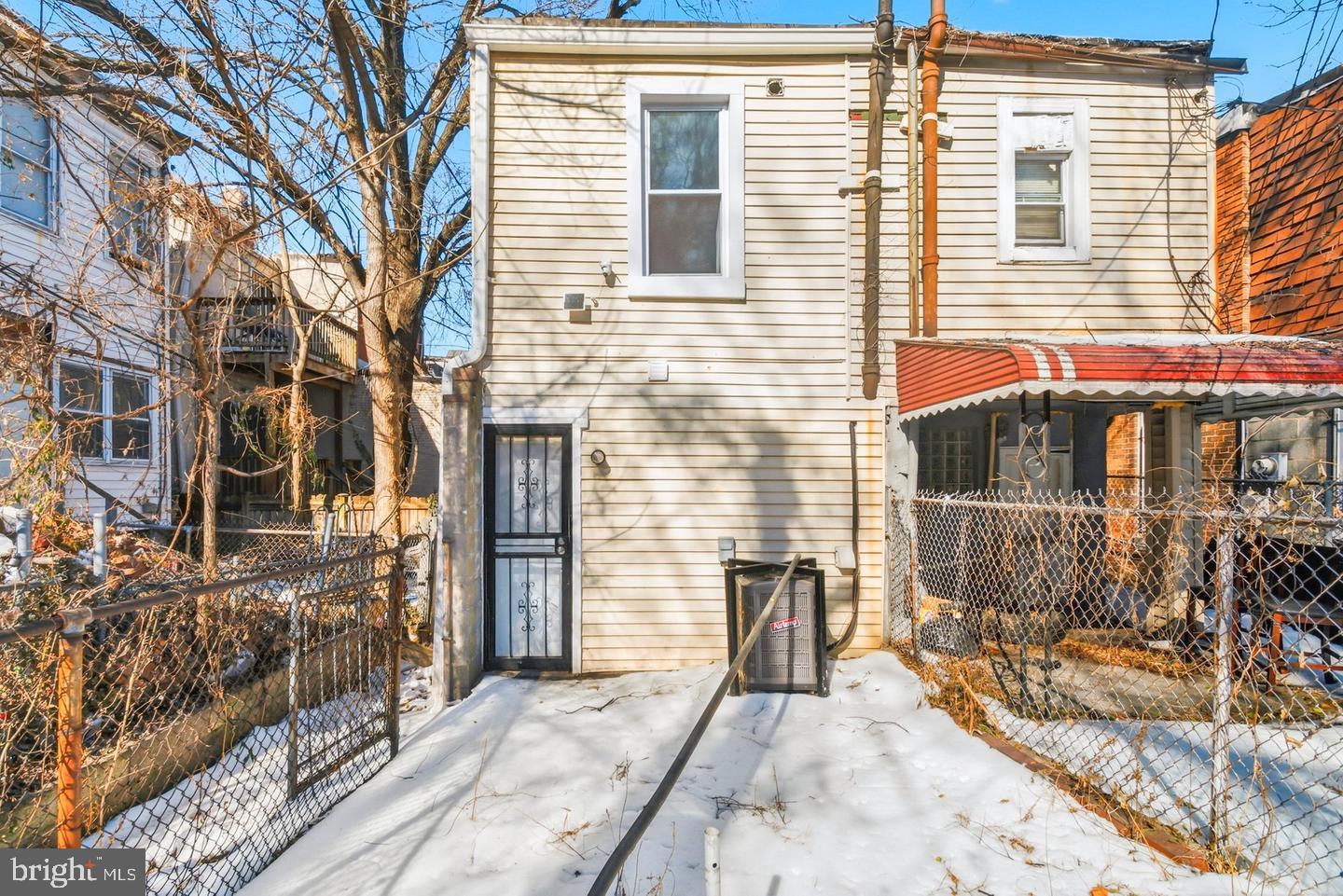 1229 W Saratoga St Property Photo 25