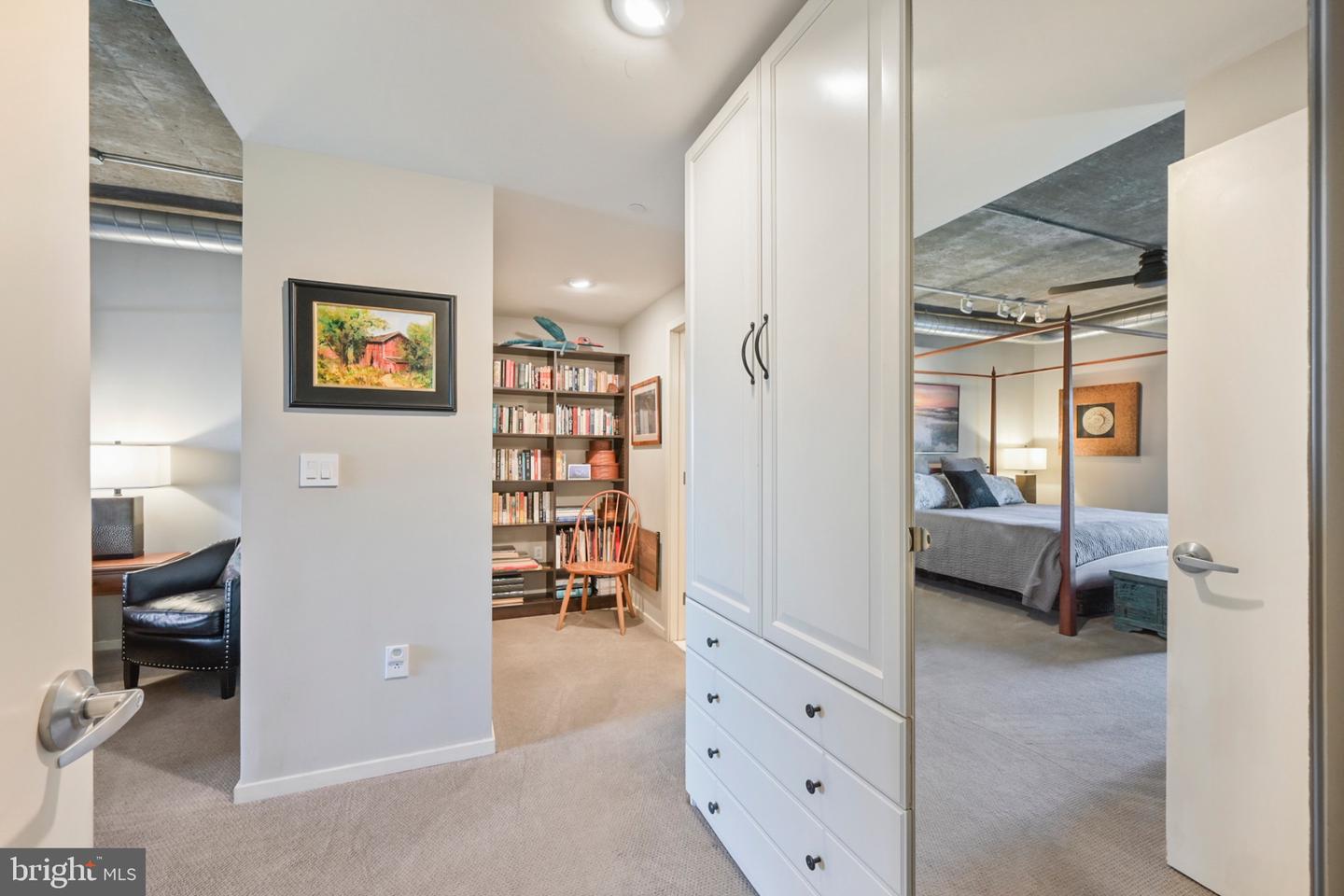 1200 Steuart St #327 Property Photo 23