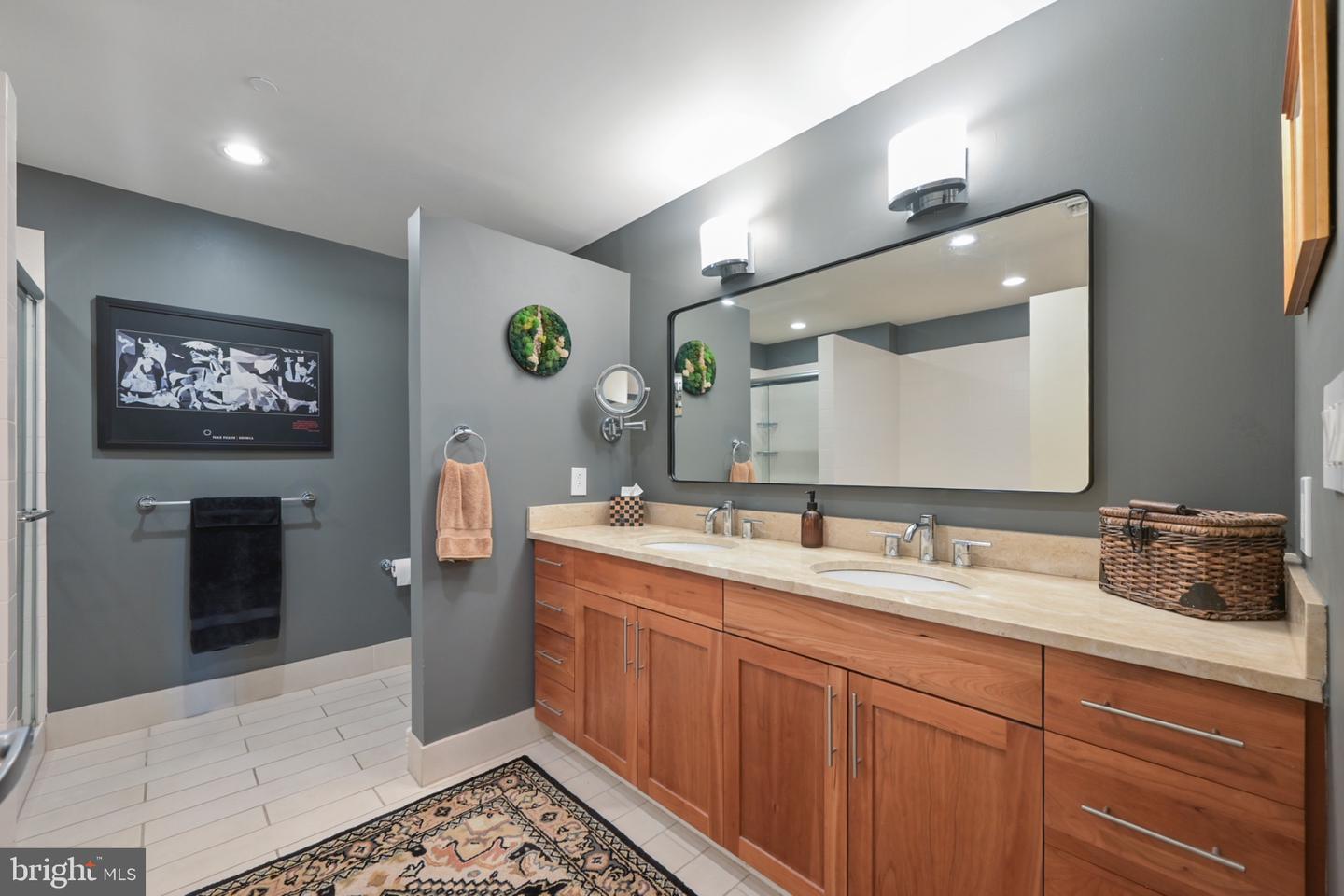 1200 Steuart St #327 Property Photo 32