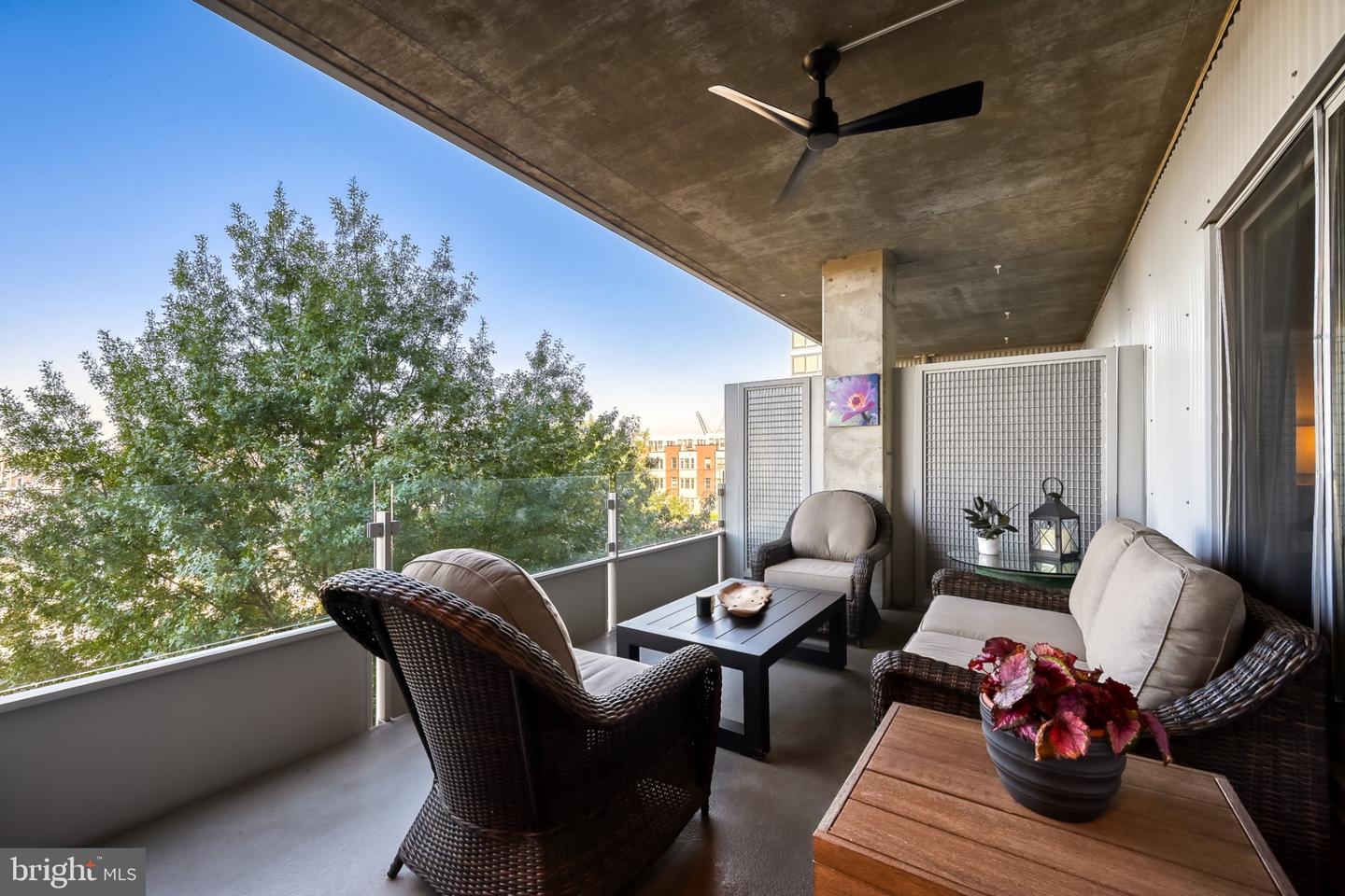 1200 Steuart St #327 Property Photo 36