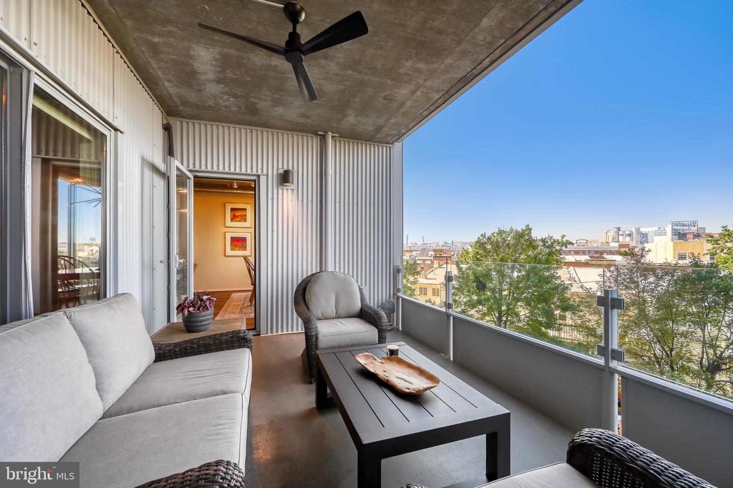 1200 Steuart St #327 Property Photo 37