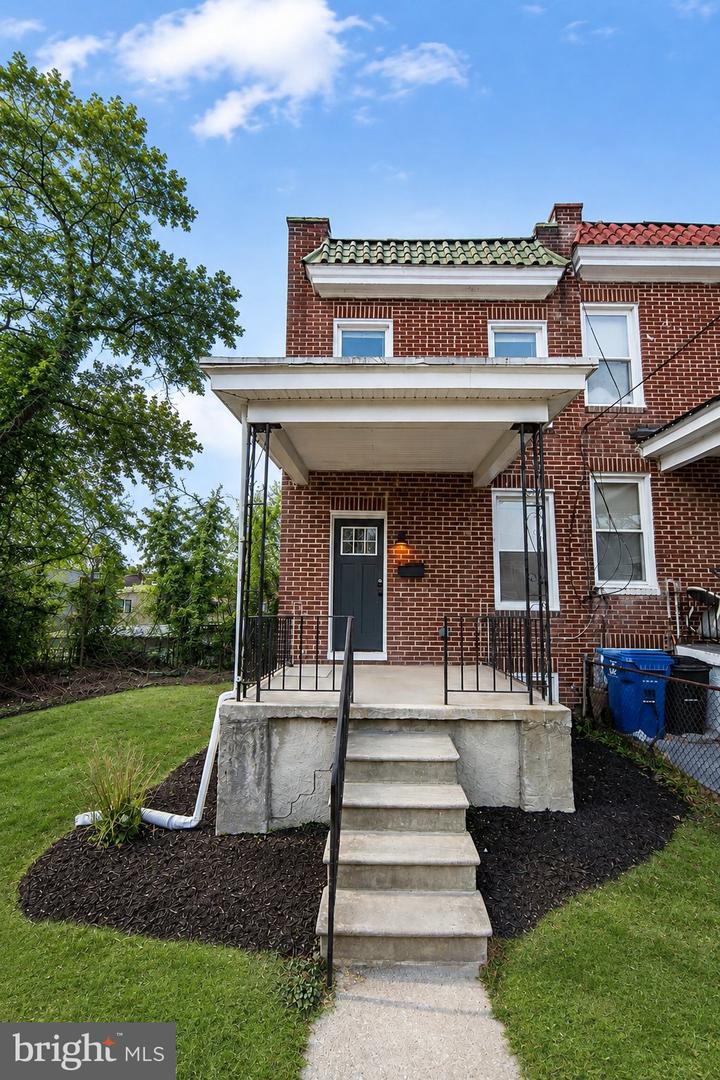 4426 SAINT GEORGES AVE Property Photo 1