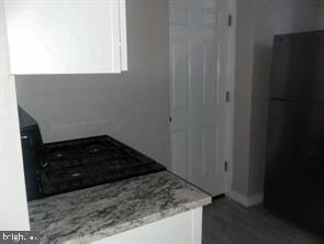 2012 Mount Royal Ter #1 Property Photo 6