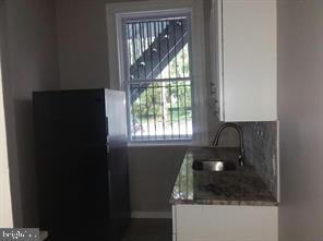 2012 Mount Royal Ter #1 Property Photo 12