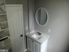 2012 Mount Royal Ter #1 Property Photo 28