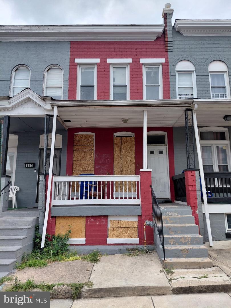 1726 Appleton St Property Photo 15