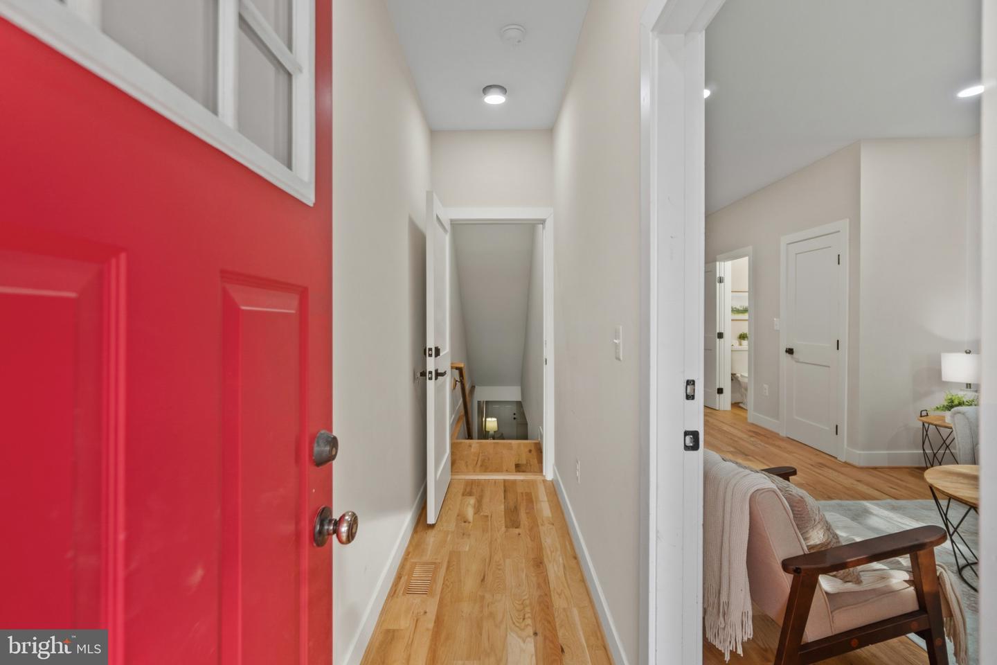 3921 Roland Ave Property Photo 9