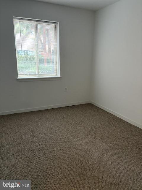 656 S Charles St #r 18 Property Photo 7